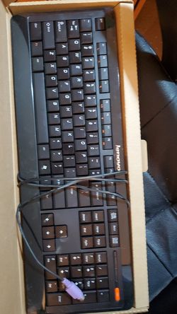 Computer keyboard (never used)