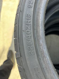 225/40/18 New Tire Set 