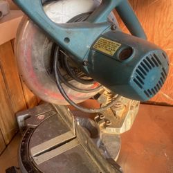 Makita Sow Table