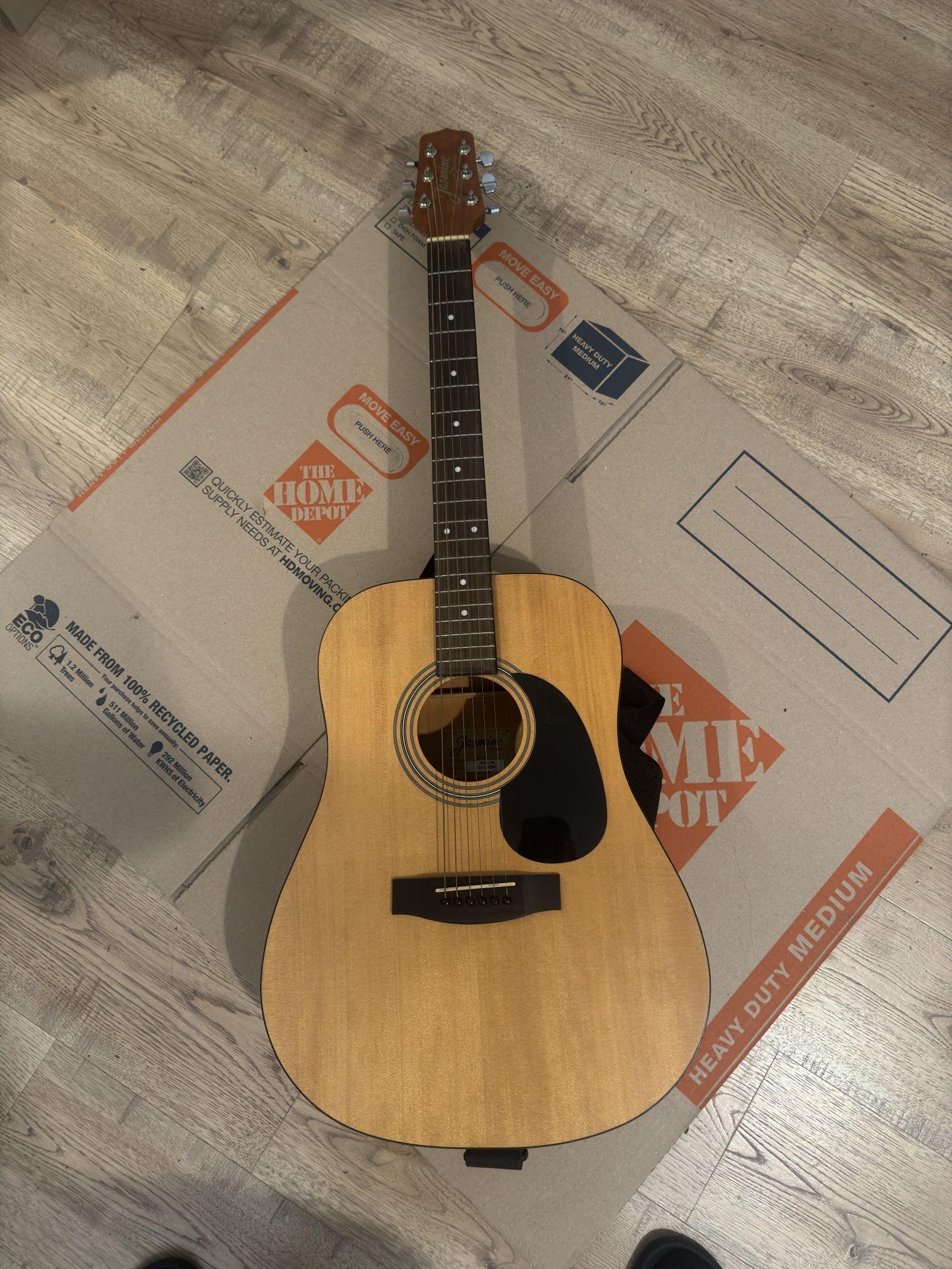 Acoustic Guitar - Jasmine S-35 – Need gone moving