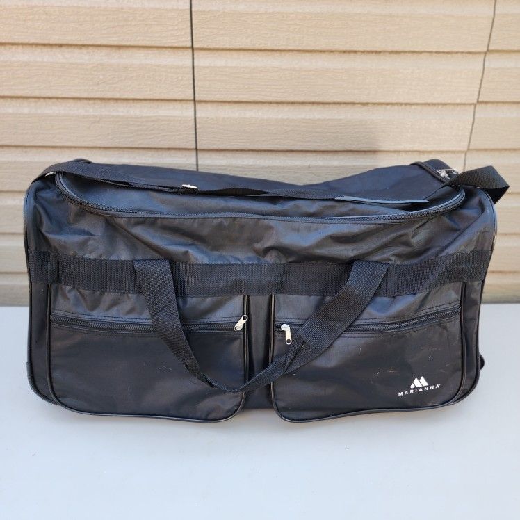 Rolling Duffle Bag 29" By Marianna Beauty Supply Distributor