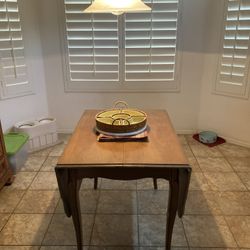 Drop Leaf Dining Table 