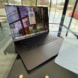 Apple 16” MacBook Pro Apple M4 Max chip with 16‑core CPU, 40‑core GPU 64GB Ram 1TB SSD! Brand new!