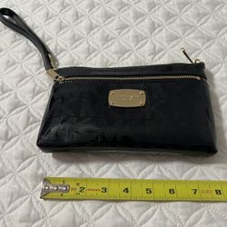 Michael Kors Wristlet, Black