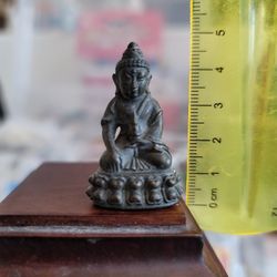 Thai Amulet Pra Kring