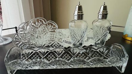 Dublin Crystal Napkin Holder, Salt Pepper Set, Cracker tray