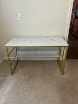 Modern White Marble-Look Desk with Gold Metal Frame – Excellent Condition