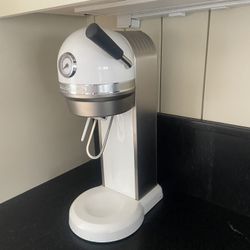 Kitchen Aid Standup Sparkling Water Machine 