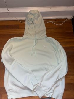Nike Sportswear Club Fleece Hoodie – Medium – Light Mint – Excellent Condition