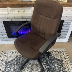 Brown Highback Executive Office Chair