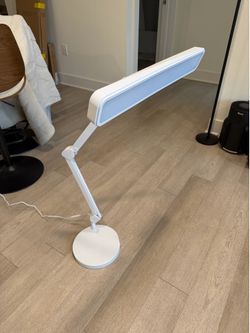 Neatfi XL 2,500 LUMEN 30W LED Task Lamp, New, never used.