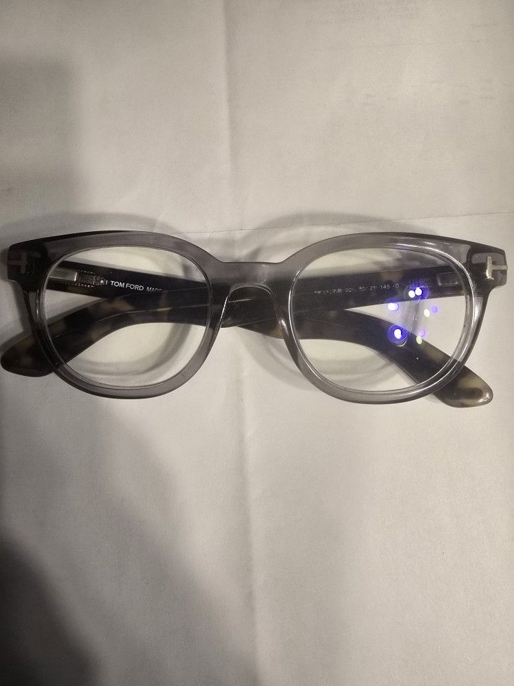 TOM FORD FRAME