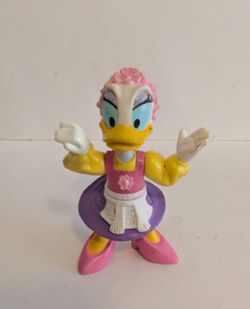 Daisy Duck Disney Epcot Cake Topper Figure PVC 3.5 Inches