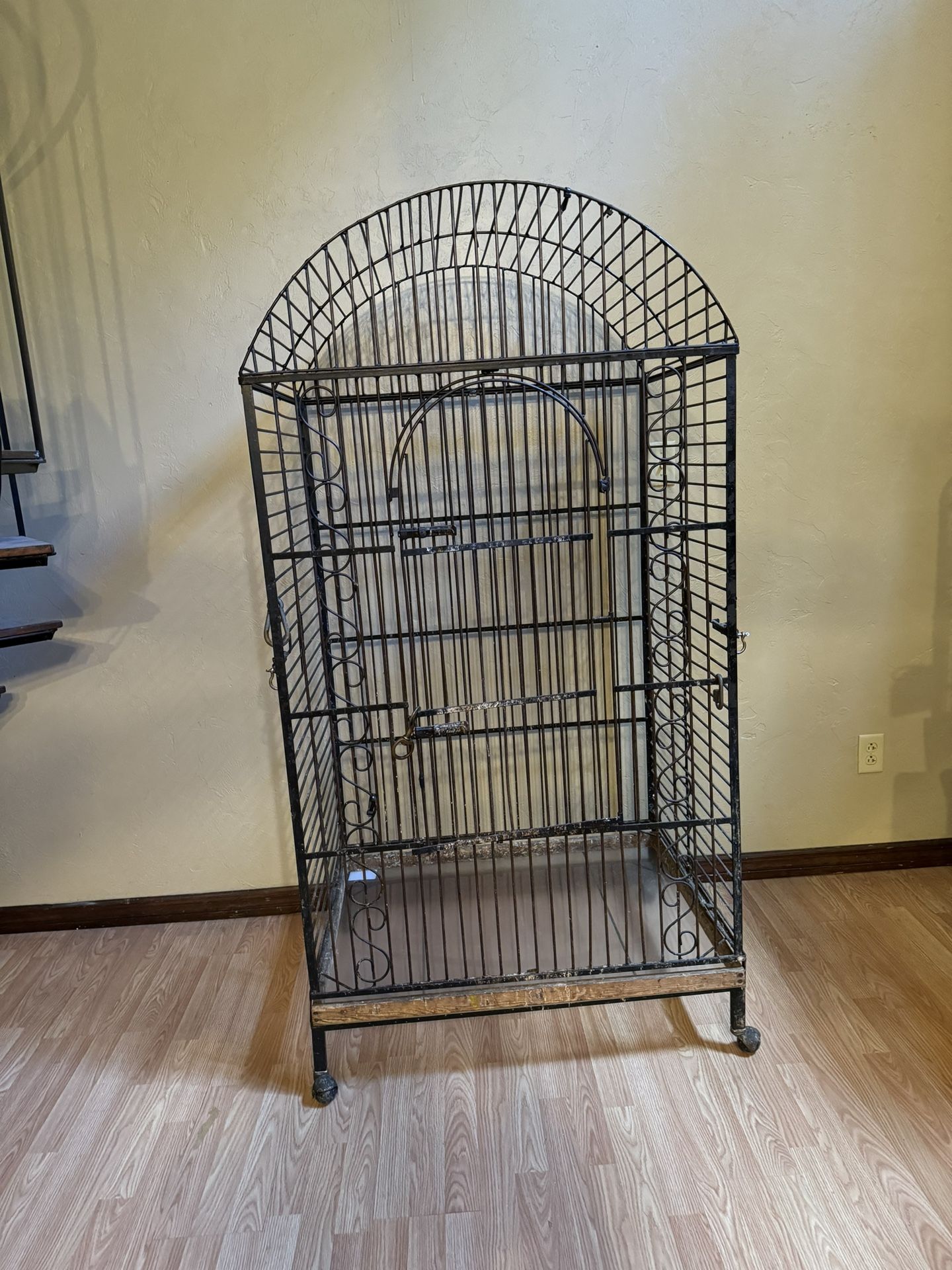 Large Bird Cage