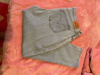 Levi jeans