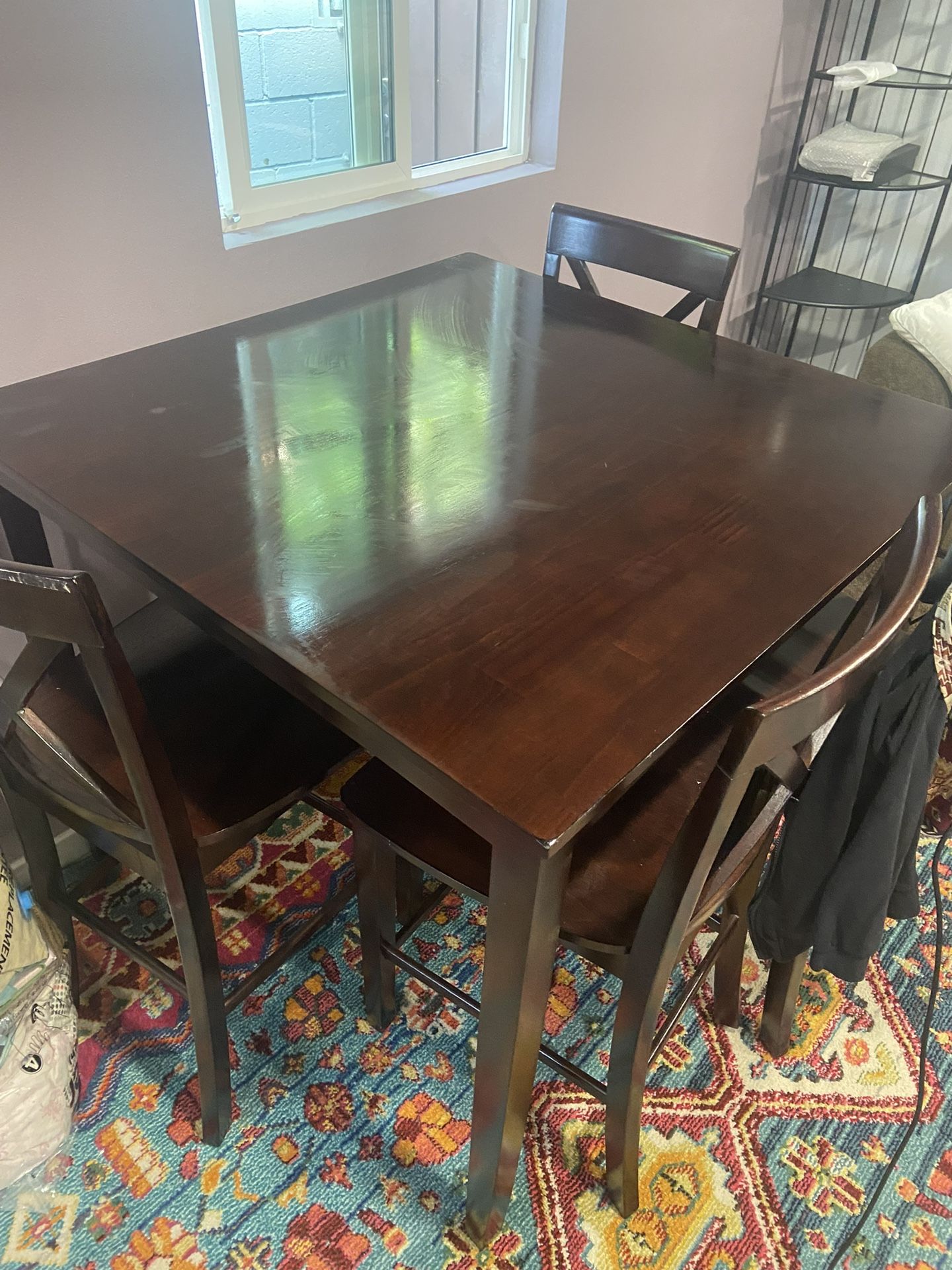 Table Kitchen/dining