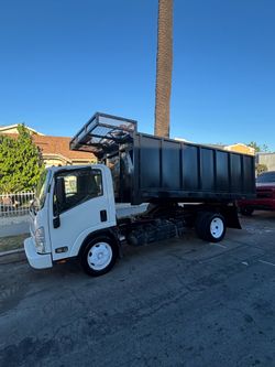 Isuzu 2016 HD de gasolina
