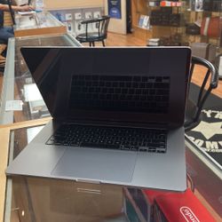 2019 16”MacBook Pro I7 32Ram 512SSD