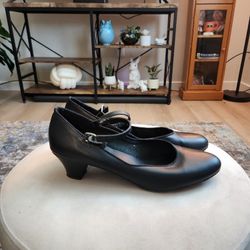 Dance Shoes Size 8.5-9