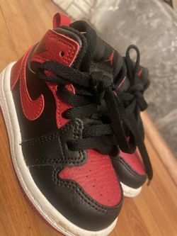 Jordan 1 Mid 6C