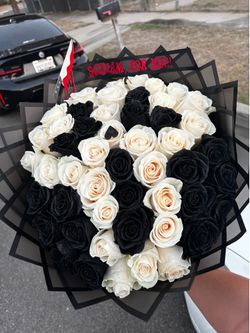 Scream flowers bouquet spooky