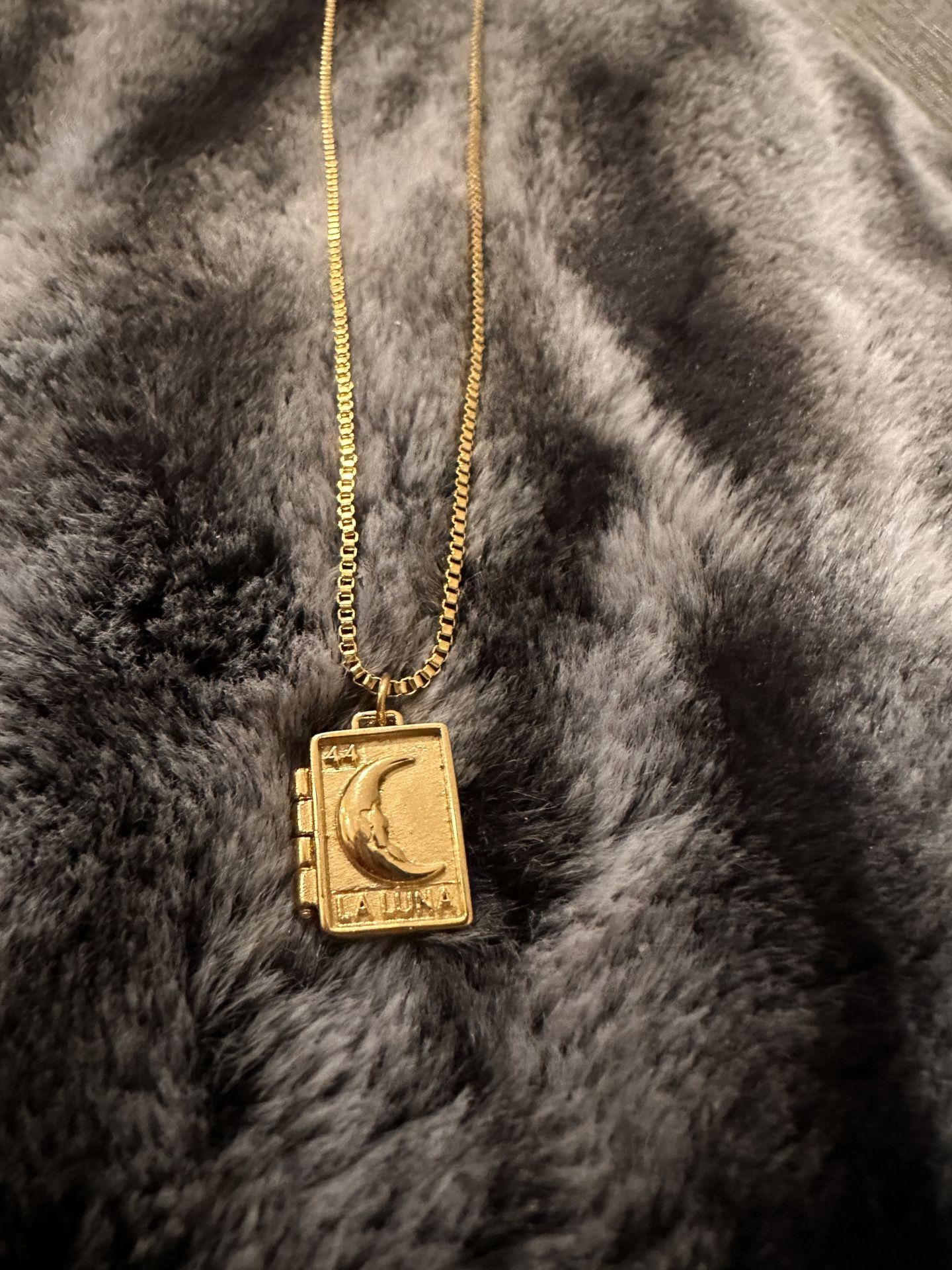 Glamy studio La Luna locket gold necklace