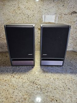 Bose Model 141 Speakers, Pair