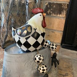 Folk Art, Ceramic Chicken