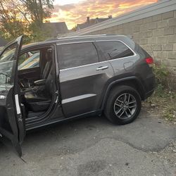 2018 Jeep Grand Cherokee Limite 
