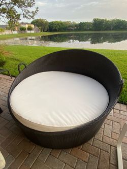 Patio Daybed