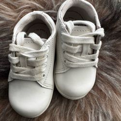 Stride Rite Baby Walking Shoes SZ 4