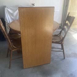 Solid Oak Dinning Table