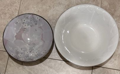 Set of 2 Large Ceramic Serving Bowls - 12” White & 9.5” Floral