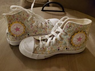 Girls Converse Sz 13