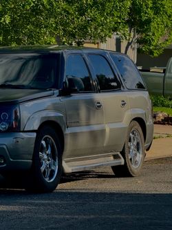 2002 Cadillac Escalade Sport utility