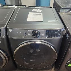 7.8 cu.ft. Smart Front Load Electric Dryer in Carbon Graphite with Steam and Sanitize