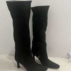 Beautiful woman boots size 6.5 