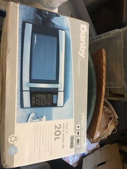 Danby Designer 20L Microwave DMW077BLSDD