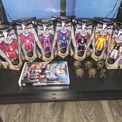 Mighty Morphin Power Rangers Movie Exclusive Legacy Figures Set & More