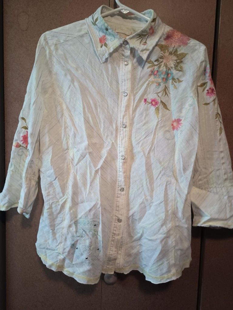 Love Polly Button Up Sz LRG $20 MPU SERIOUS INQUIRIES ONLY