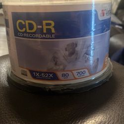 50 pack of cd-r recordable cds // NEW