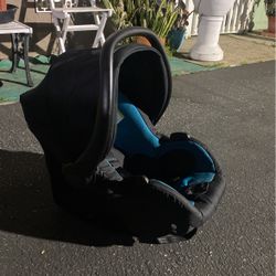 Evenflo Baby Car Seat 