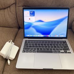 Late 2022 MacBook Pro 13.3” M2, 8gb, 256gb , excellent