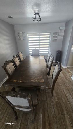 Dinning table