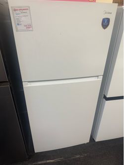 Midea Top freezer Refrigerator New 2 year warranty