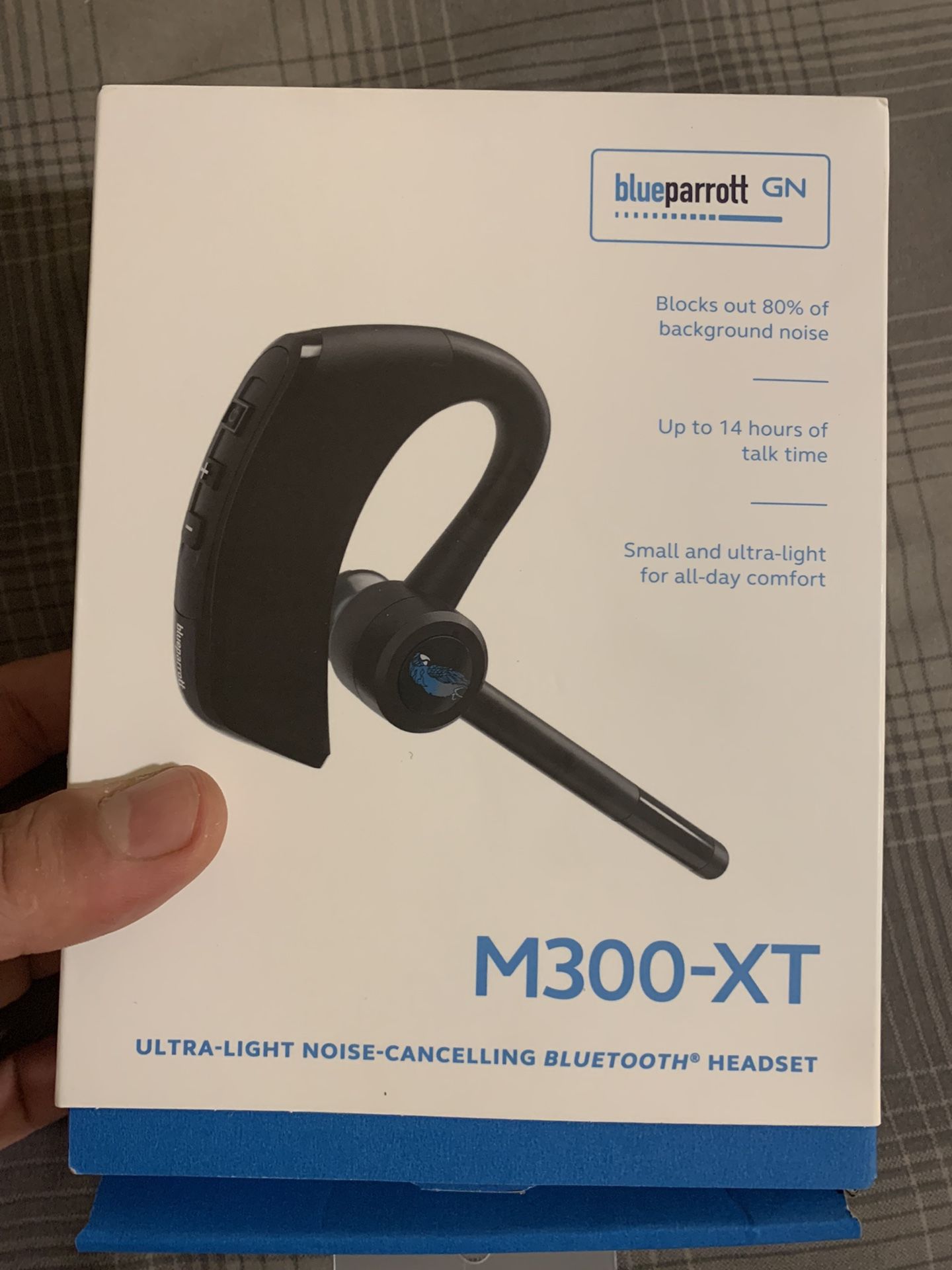 Ultra Light Noise Cancelling Bluetooth Headsets