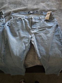 New Hollister Jeans