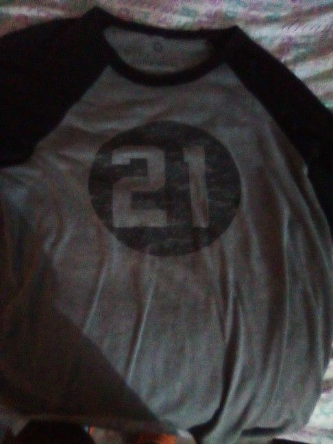 Roberto Clemente Shirt 