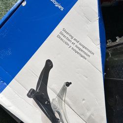 Hyundai Sonata SE -left & Right Control Arm W/out Sport Suspension 