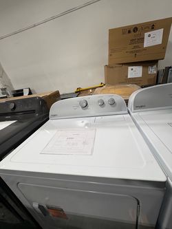 Whirlpool White Gas Dryer